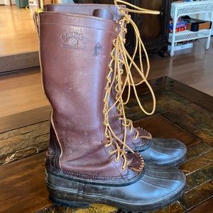 Schnee’s Mens Guide 16 inch boots size 12